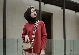 Baju Warna Merah Cocok Dengan Warna Apa